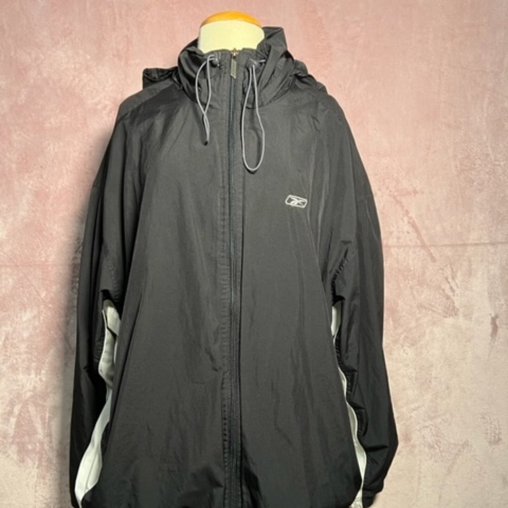 Reebok Unisex Black And White Zip Up Windbreaker Hoodie Rain Jacket Size XL